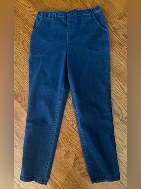 Croft & Barrow Women's Straight Leg Jeans    Pull on Elastic Waist Sz Large